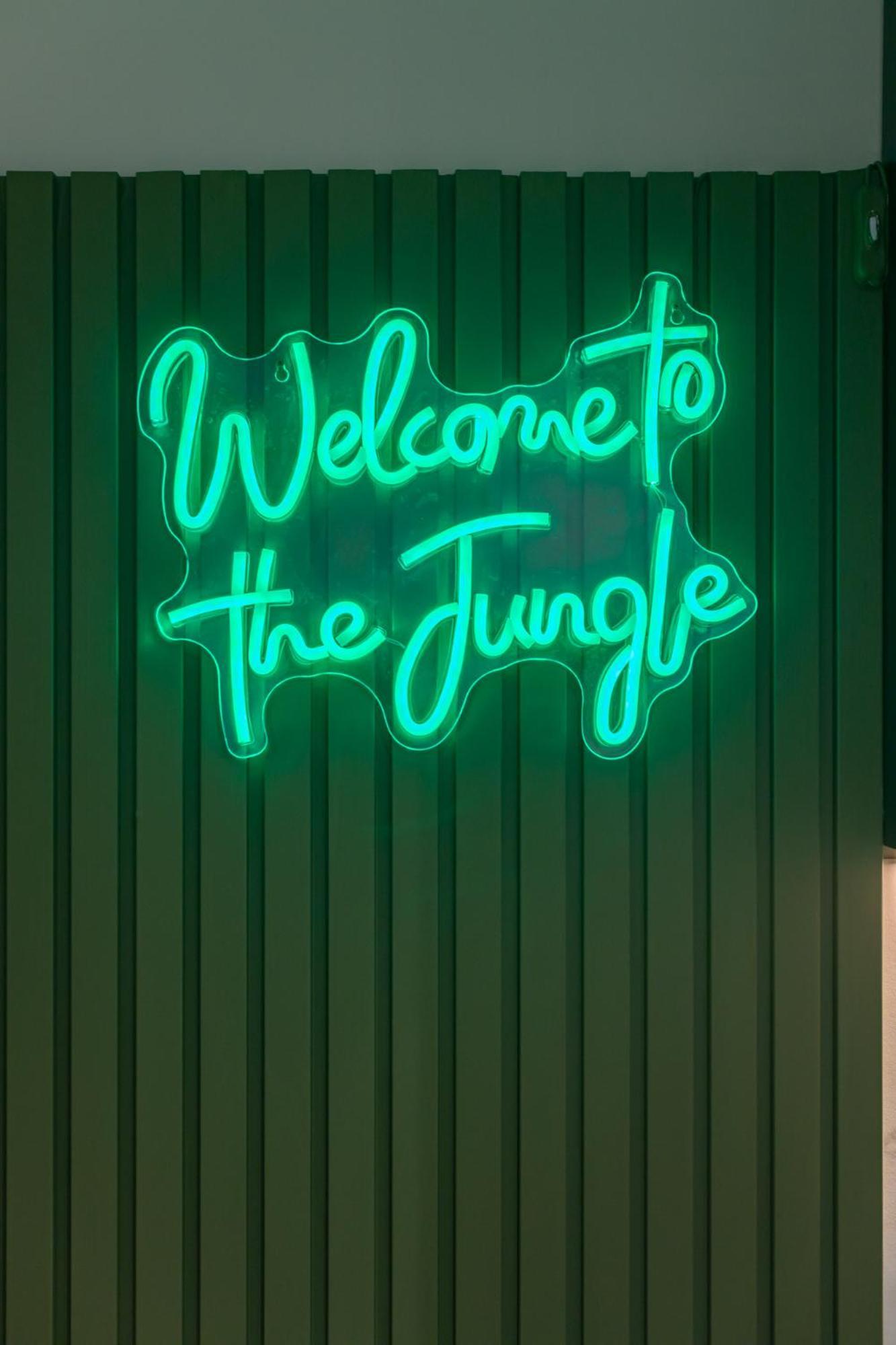 Jungle Republic Apartment Marseille Exterior photo